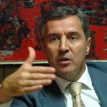 O primeiro ministro montenegrino, Milo Djukanovic